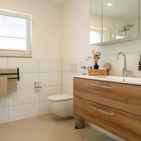 Design Ii, Mit Terrasse Smart Tv, Highspeed Wlan, Nespresso Maschine Apartmán *